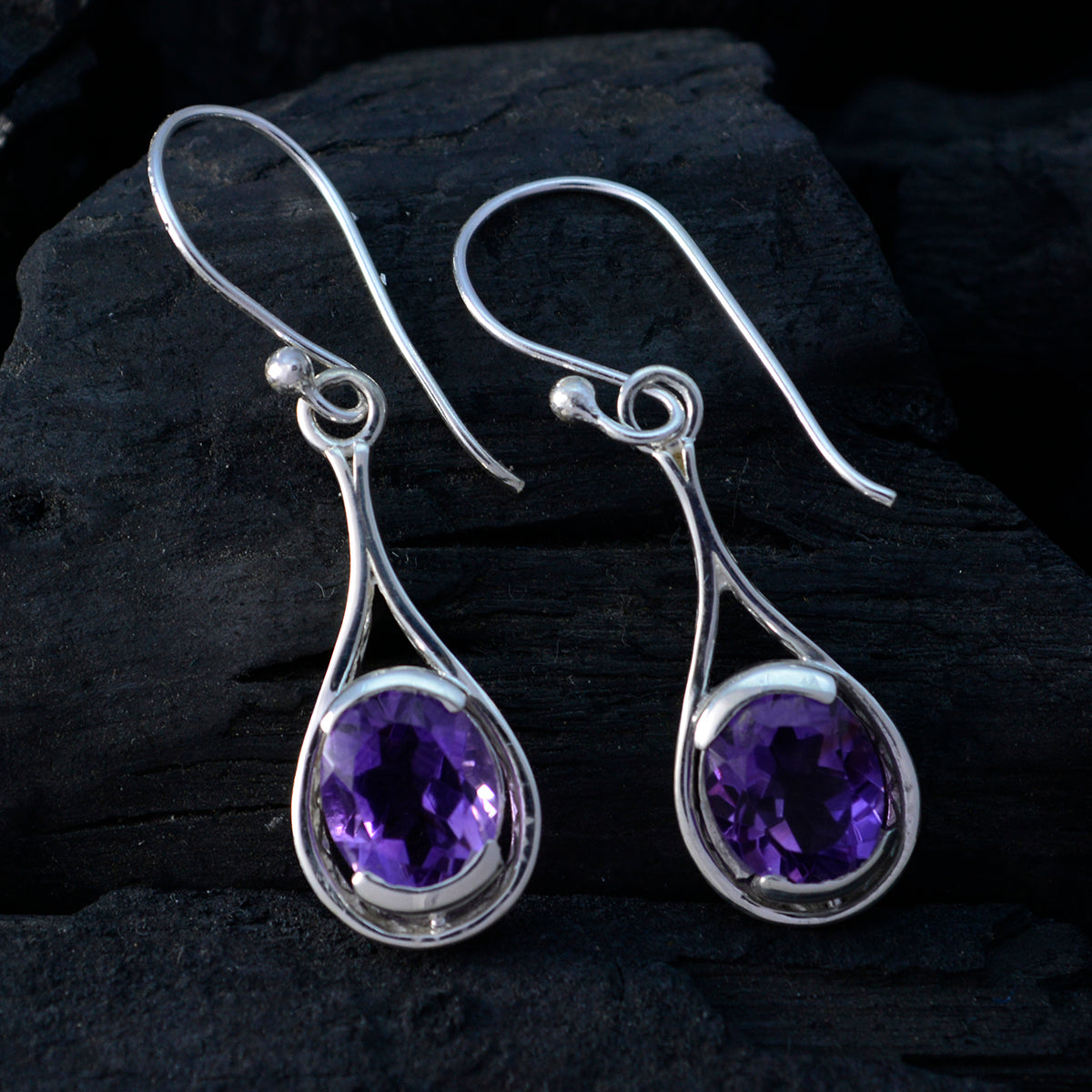 Amethyst-Korean-Ines-Solitaire-Dangle-Purple-92.5-Silver-Earring