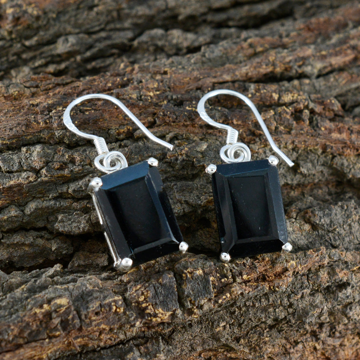 Black-Onyx-Japanese-Mathilde-Solitaire-Dangle-Black-925-Silver-Earring
