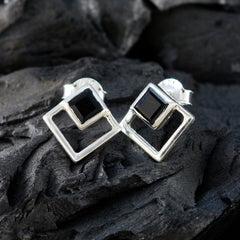 Black-Onyx-Japanese-Yuna-Solitaire-Stud-Black-925-Silver-Earring