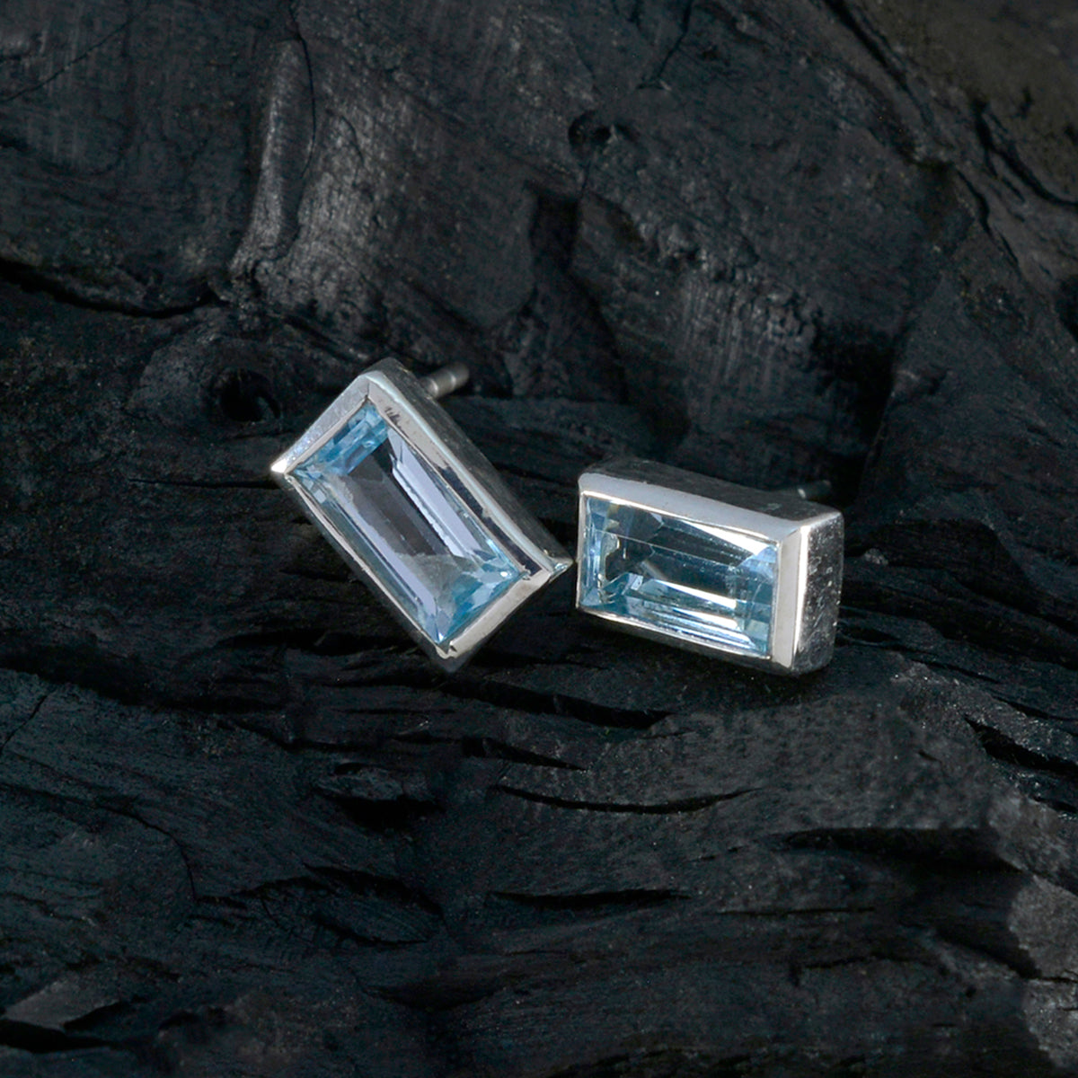 Blue-Topaz-Korean-Giulia-Solitaire-Stud-Blue-925-Silver-Earring