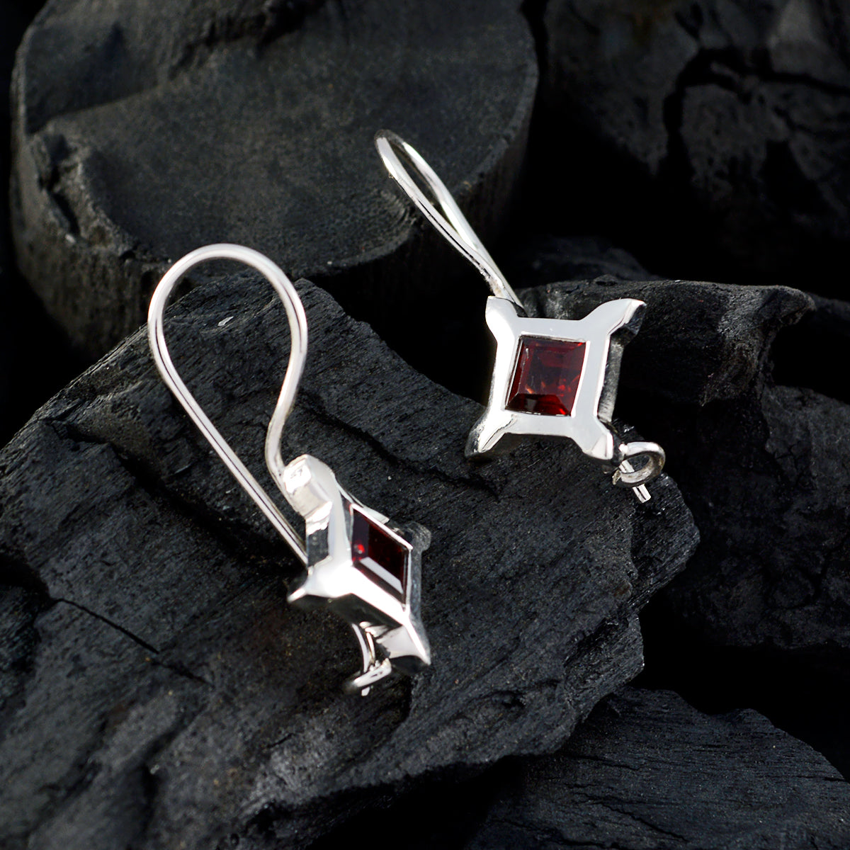 Garnet-American-Lili-Solitaire-Dangle-Red-Sterling-Silver-Earring