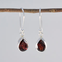 Garnet-Australian-Chen-Solitaire-Dangle-Red-Silver-Earring