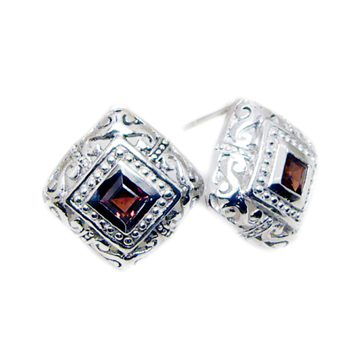 Garnet-Latin-American-Dayana-Solitaire-Stud-Red-Silver-Earring