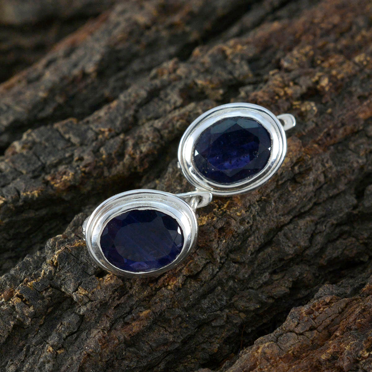 Iolite-Japanese-Isabella-Solitaire-Stud-Blue-92.5-Silver-Earring