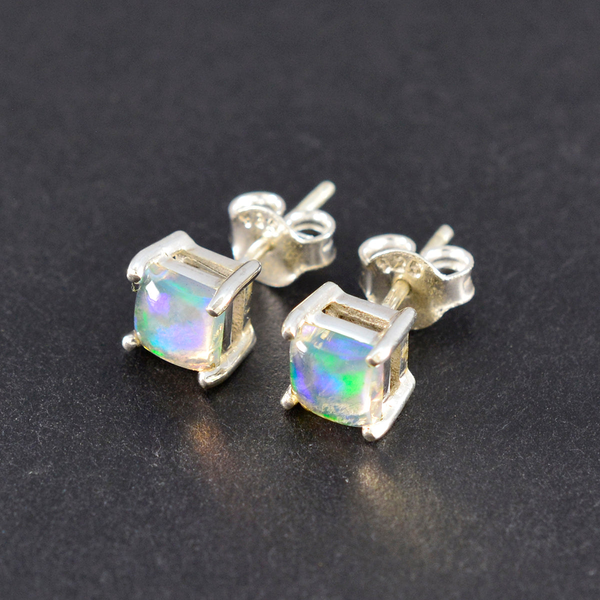 Ohrstecker mit Opal-Solitär, 925er Silber, Weißgold