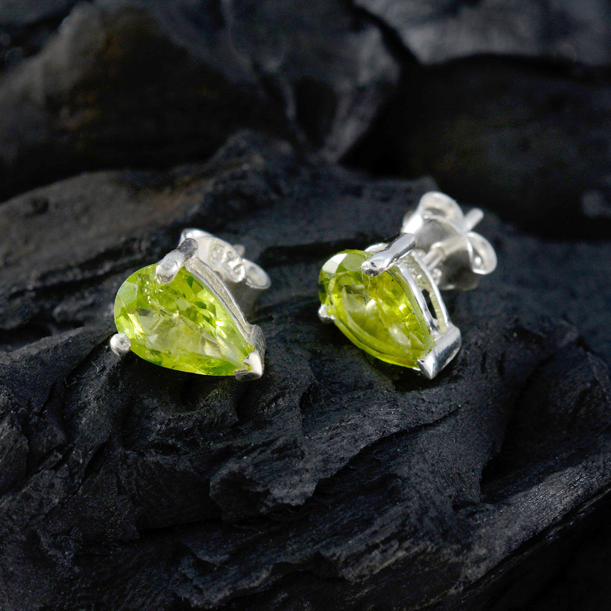 Peridot-Russian-Dayana-Solitaire-Stud-Green-925-Silver-Earring