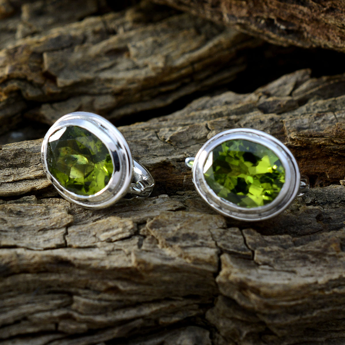 Peridot-French-Hannah-Solitaire-Stud-Green-92.5-Silver-Earring