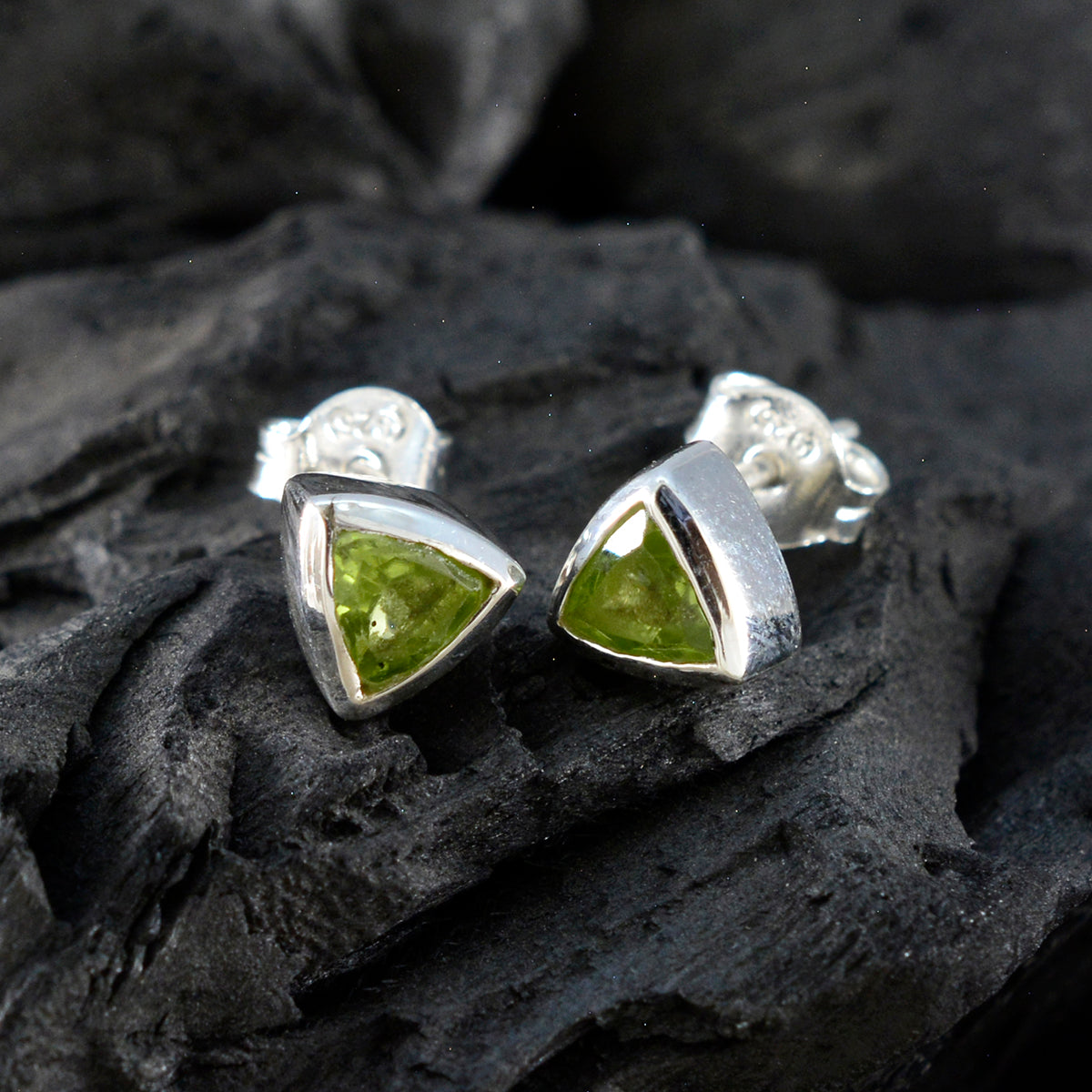 Peridot-American-Riley-Solitaire-Stud-Green-92.5-Silver-Earring