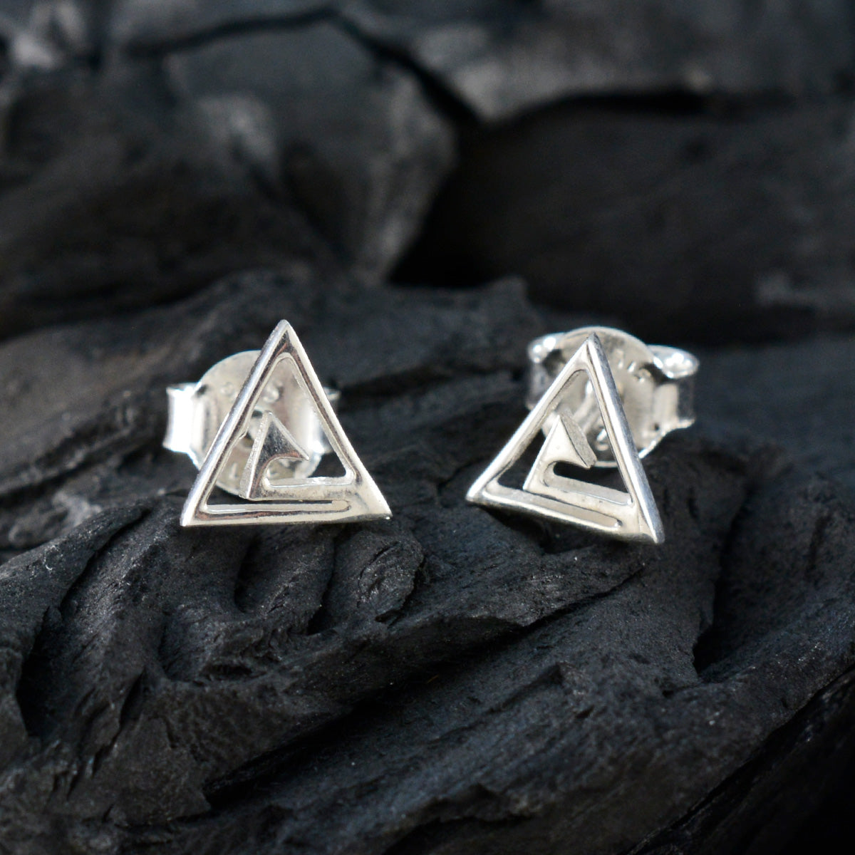 Plain-Turkish-Nayara-plain-Stud-Gray-925-Silver-Earring