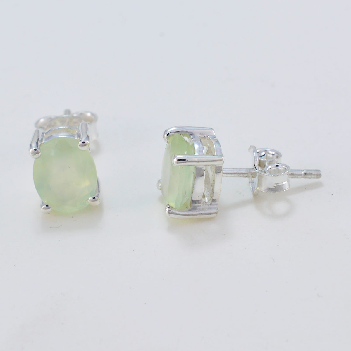 Prehnite-Italian-Alice-Solitaire-Stud-Green-92.5-Silver-Earring