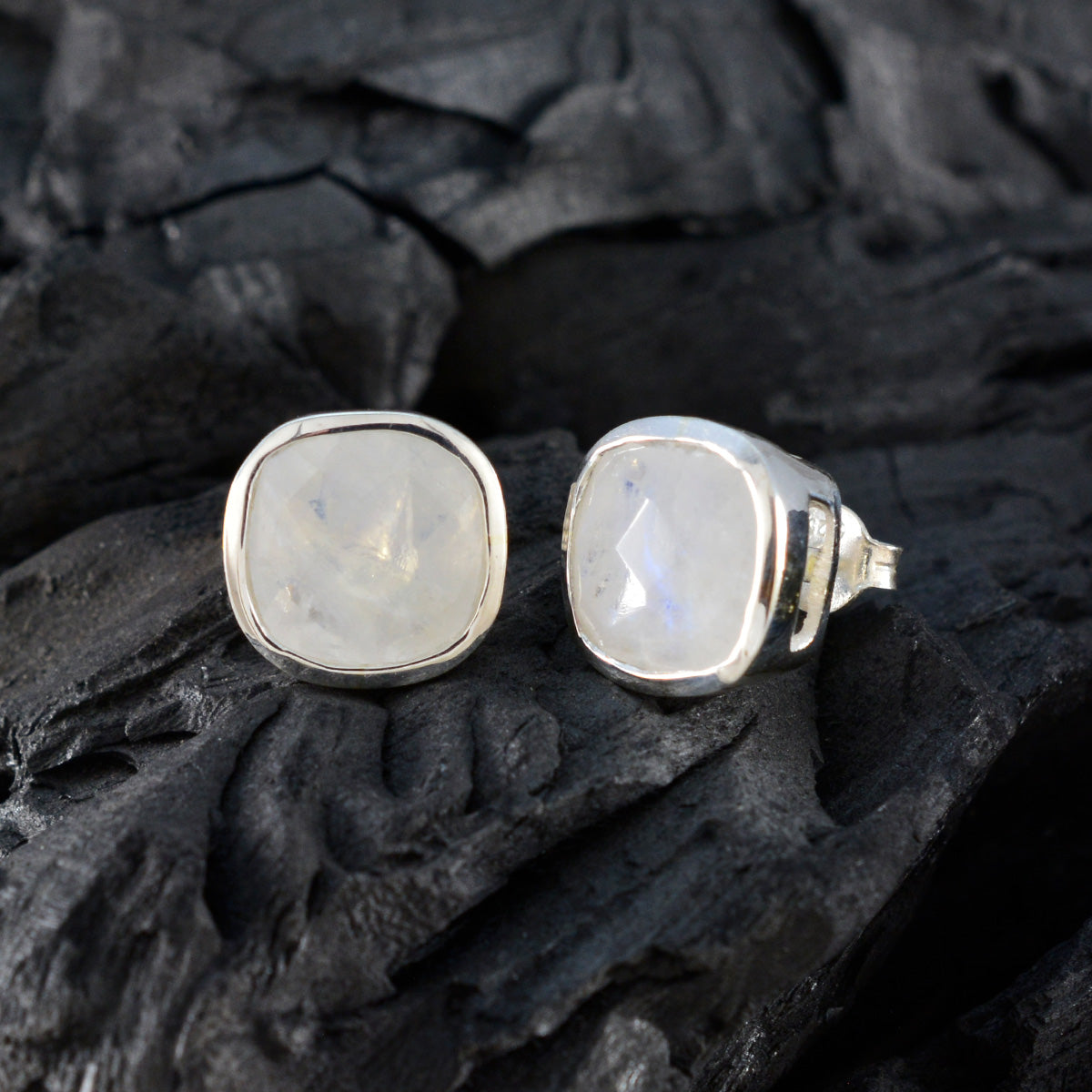 Rainbow-Moonstone-American-Milagros-Solitaire-Stud-White-Silver-Earring