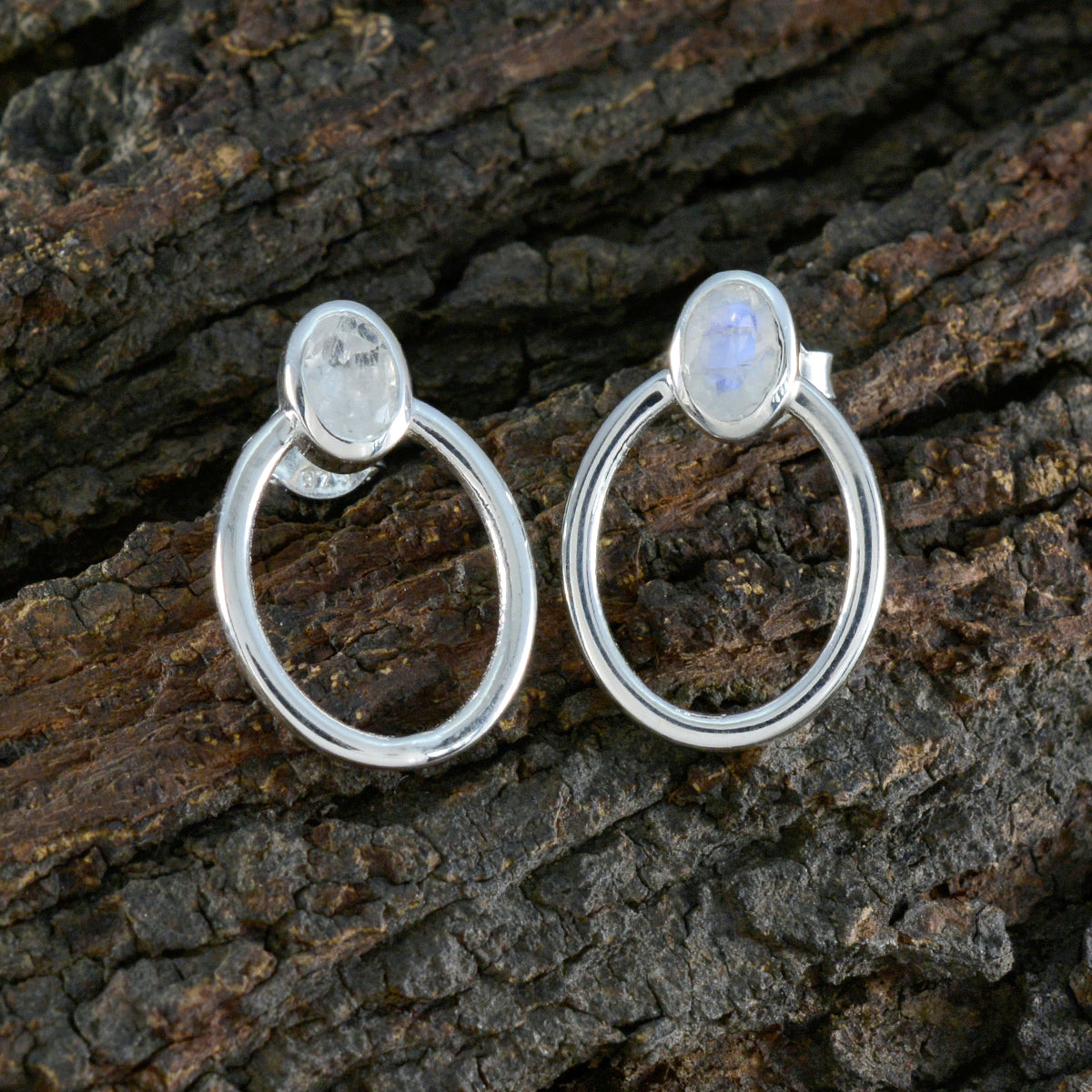 Rainbow-Moonstone-Egyptian-Sofia-Solitaire-Stud-White-Silver-Earring