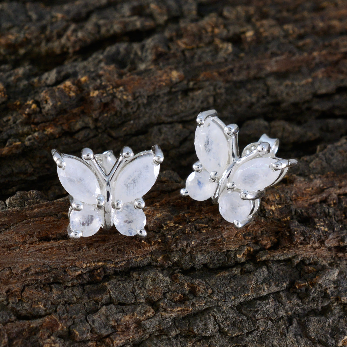 Rainbow-Moonstone-Middle-Eastern-Inès-quarter-Stud-White-Silver-Earring