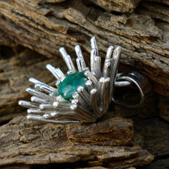 Pendentif solitaire en argent français Iolite bleu accrocheur