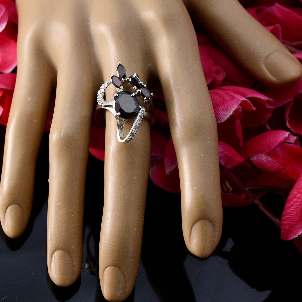 Garnet Penta German Silver Red Gems Tiny Contemporary Ring Jewelry