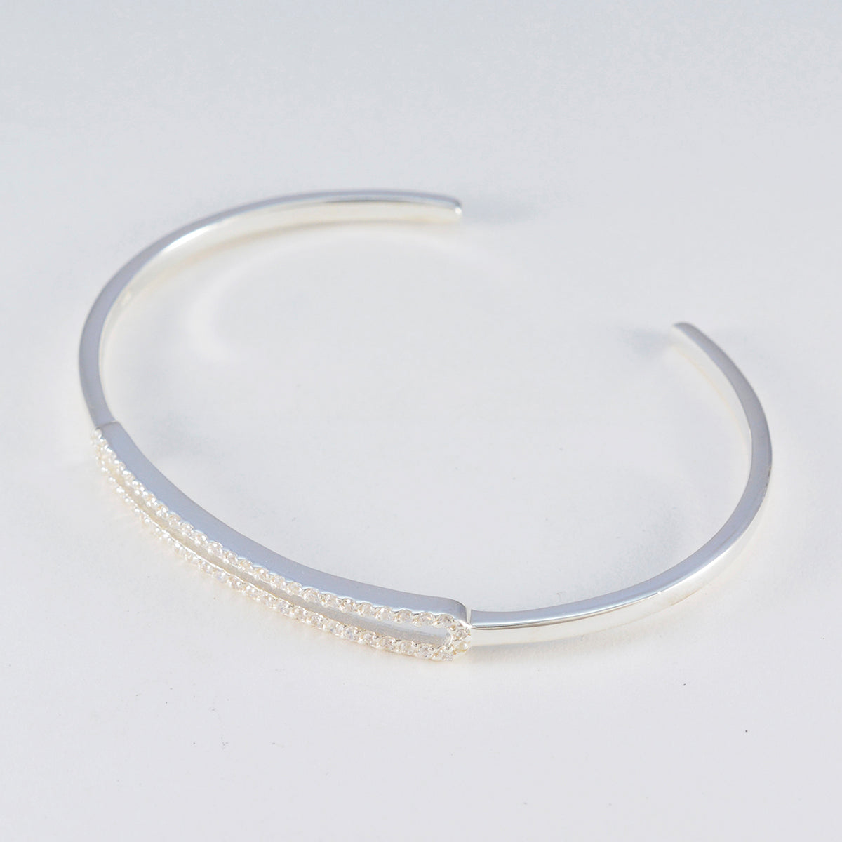 riyo bellissimo braccialetto in argento sterling 925 per donna braccialetto con cz bianco braccialetto con castone braccialetto rigido misura l 6-8,5 pollici.