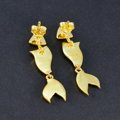 Plain-American-Amanda-multiple-Stud-Gray-Silver-Earring