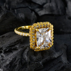 Atractivo anillo de plata riyo con chapado en oro amarillo, piedra de circonia cúbica blanca, ajuste de punta en forma de octágono, joyería nupcial, anillo de aniversario