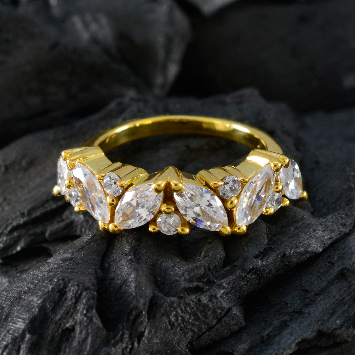 Precioso anillo de plata riyo con chapado en oro amarillo, piedra blanca cz, ajuste de punta en forma de marquesa, joyería personalizada, anillo de Navidad