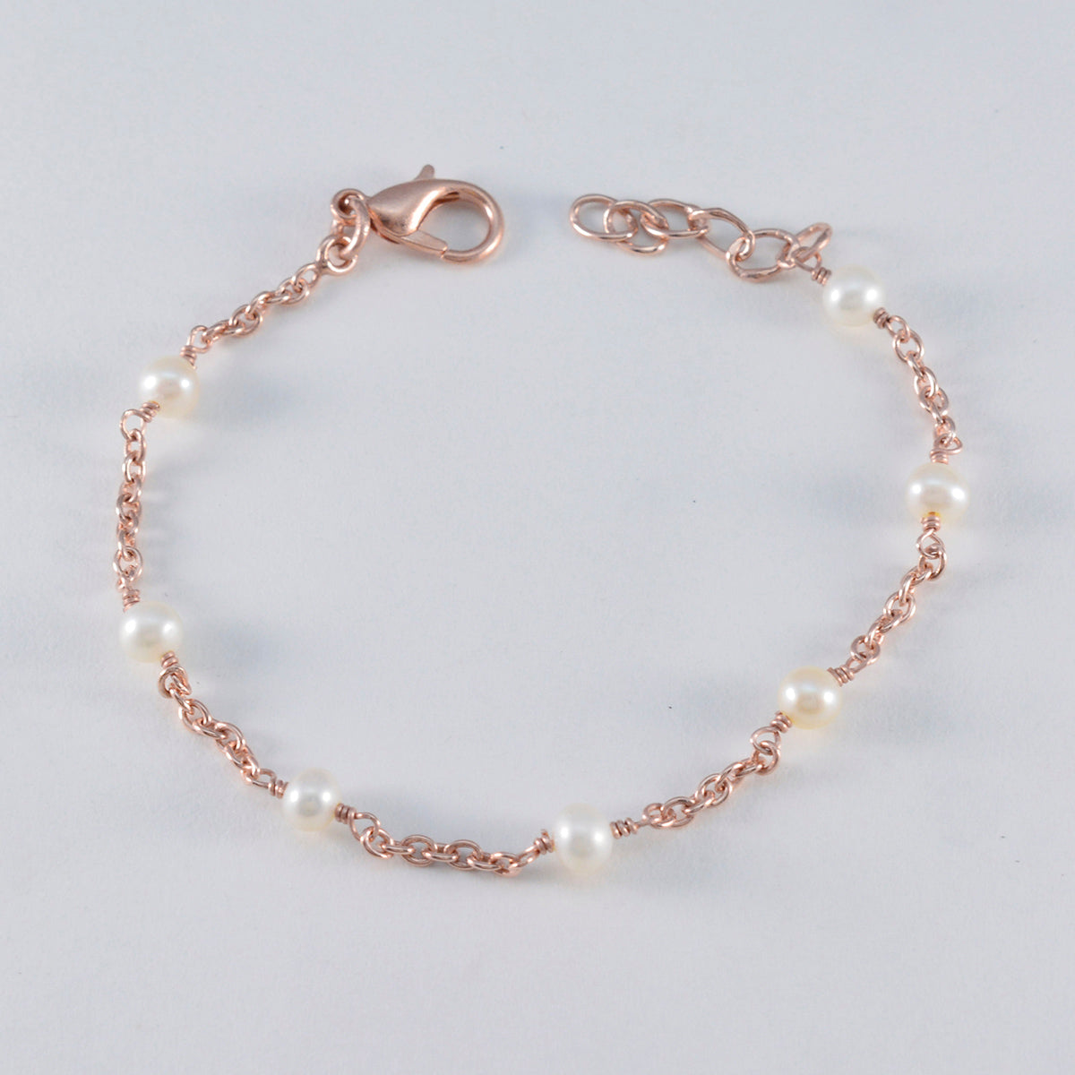 Pearl Autumn Begins Elegant White Silver Chain Bracelet