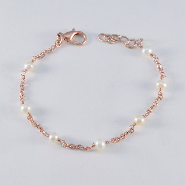 Pearl Autumn Begins Elegant White Silver Chain Bracelet