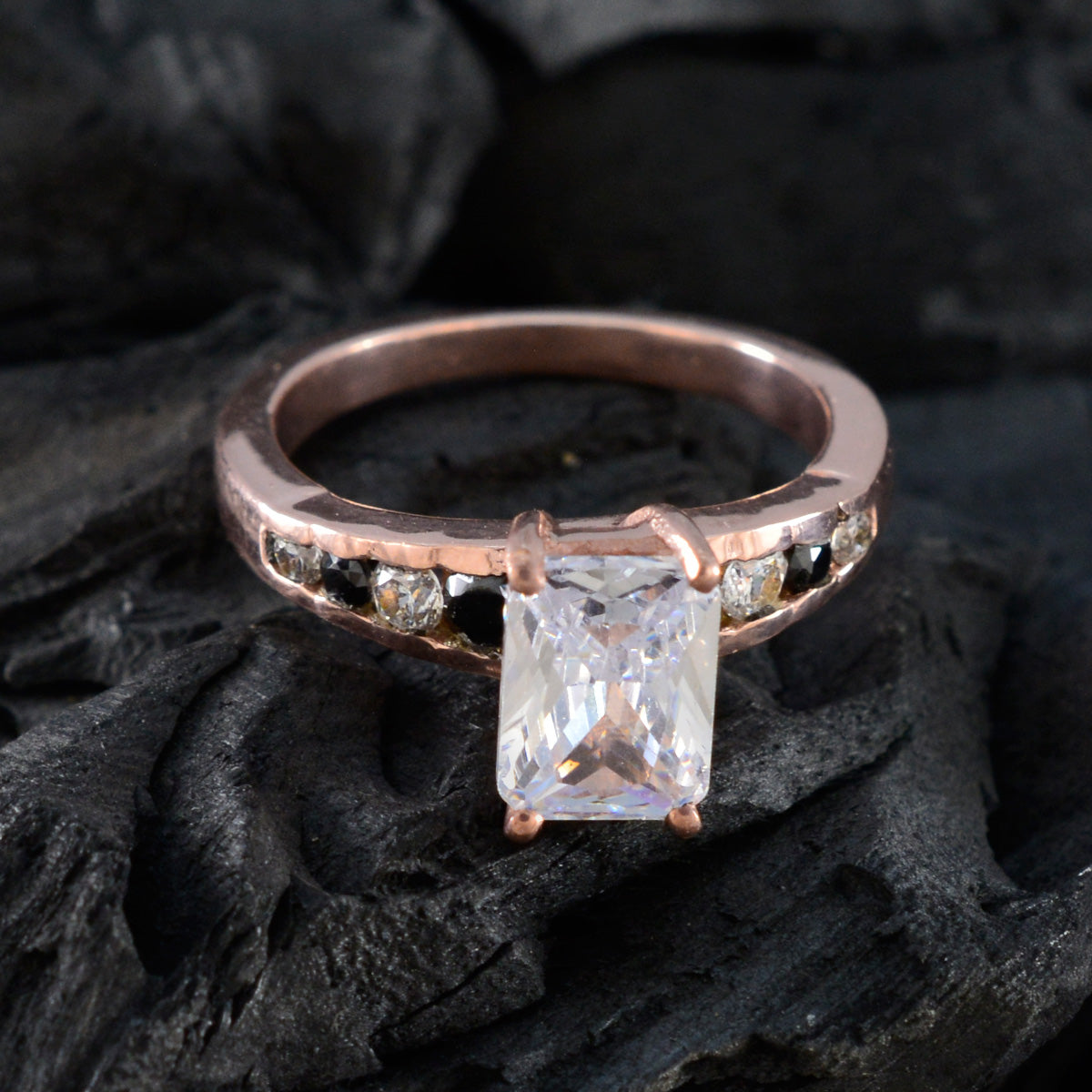 Blue Sapphire CZ Halo Indian 925 Silver Blue Gemstones Whisper thin Love Ring Jewelry