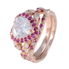 Riyo levert zilveren ring met roségouden robijn CZ steen hartvorm griffenzetting handgemaakte sieraden afstudeerring