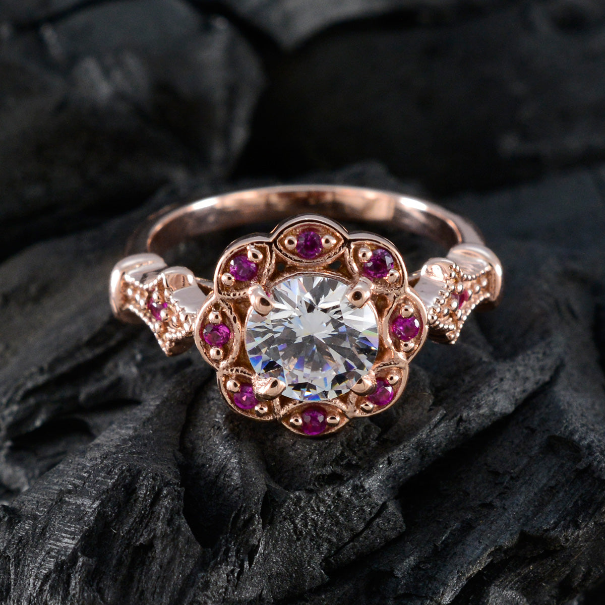 Atractivo anillo de plata riyo con chapado en oro rosa, piedra de rubí cz, ajuste de punta redonda, joyería nupcial, anillo de aniversario