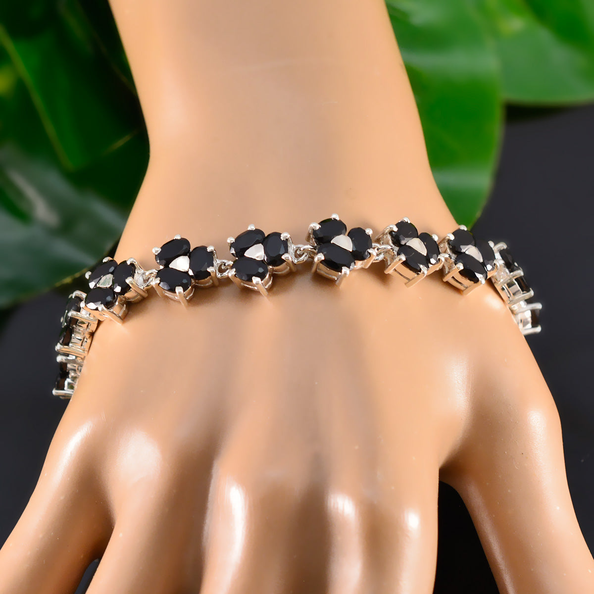 Black Onyx Cinco de Mayo Mid-weight Black 925 Silver Links Bracelet