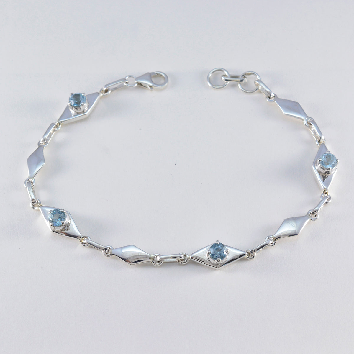 Blue Topaz Dog Day Featherlight Blue 925 Silver Links Bracelet