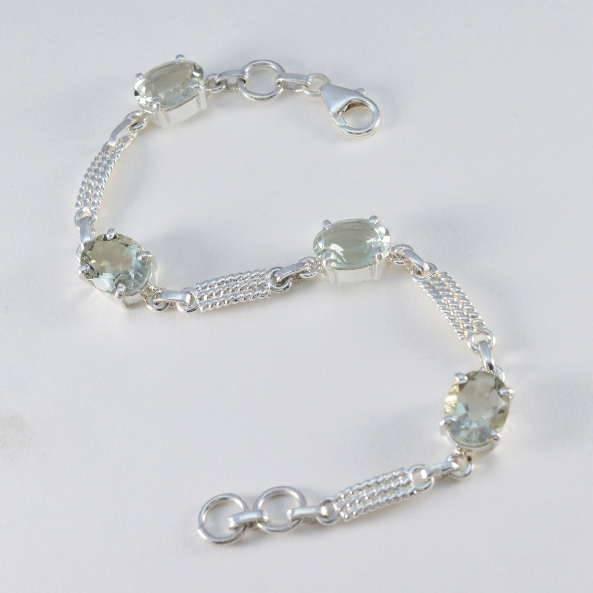 Green Amethyst Day of Yoga Slim Light Green 925 Silver Links Bracelet