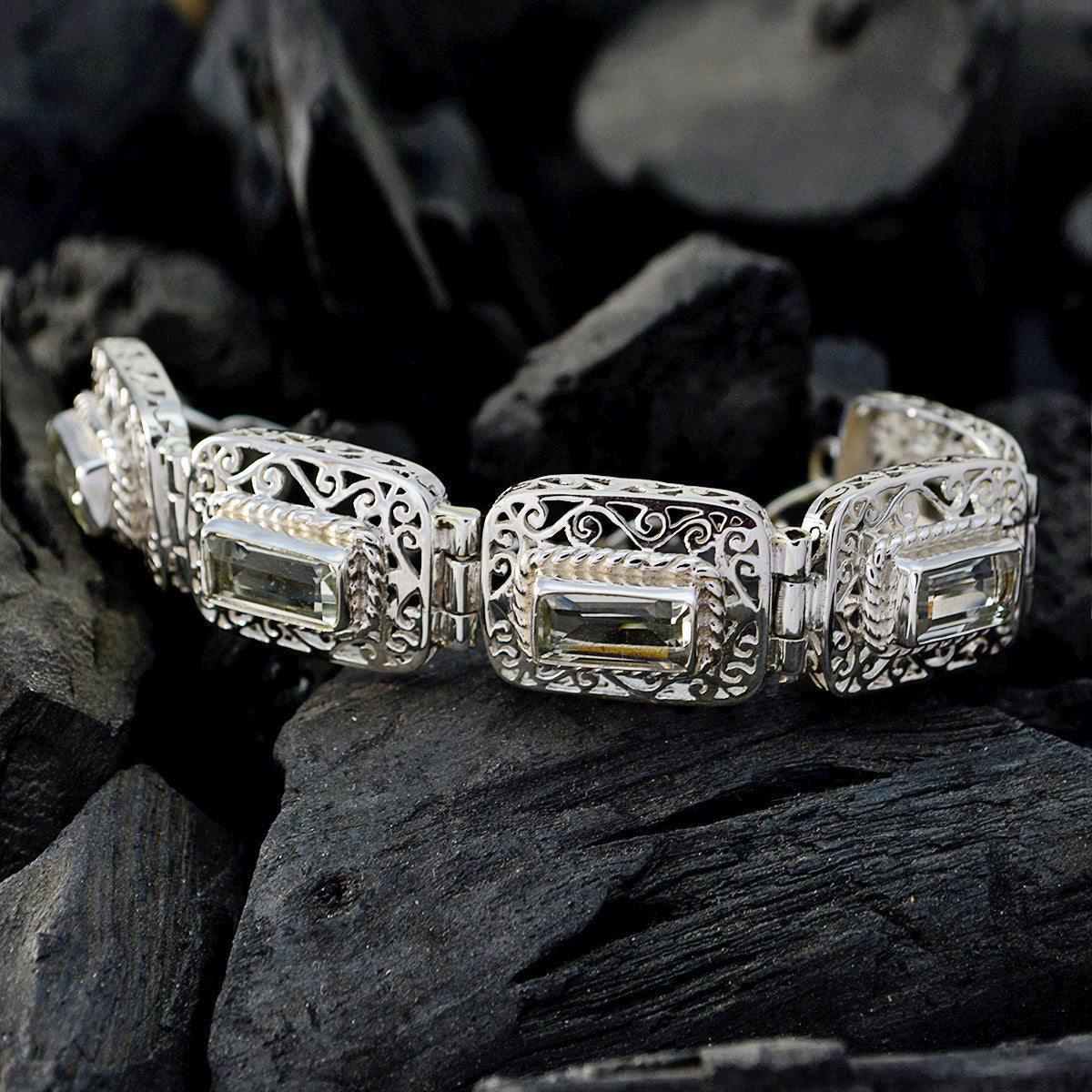 Green Amethyst Dog Day Mid-weight Light Green Silver Links Bracelet