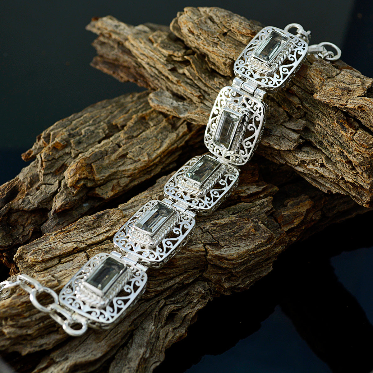 Green Amethyst Dog Day Mid-weight Light Green Silver Links Bracelet