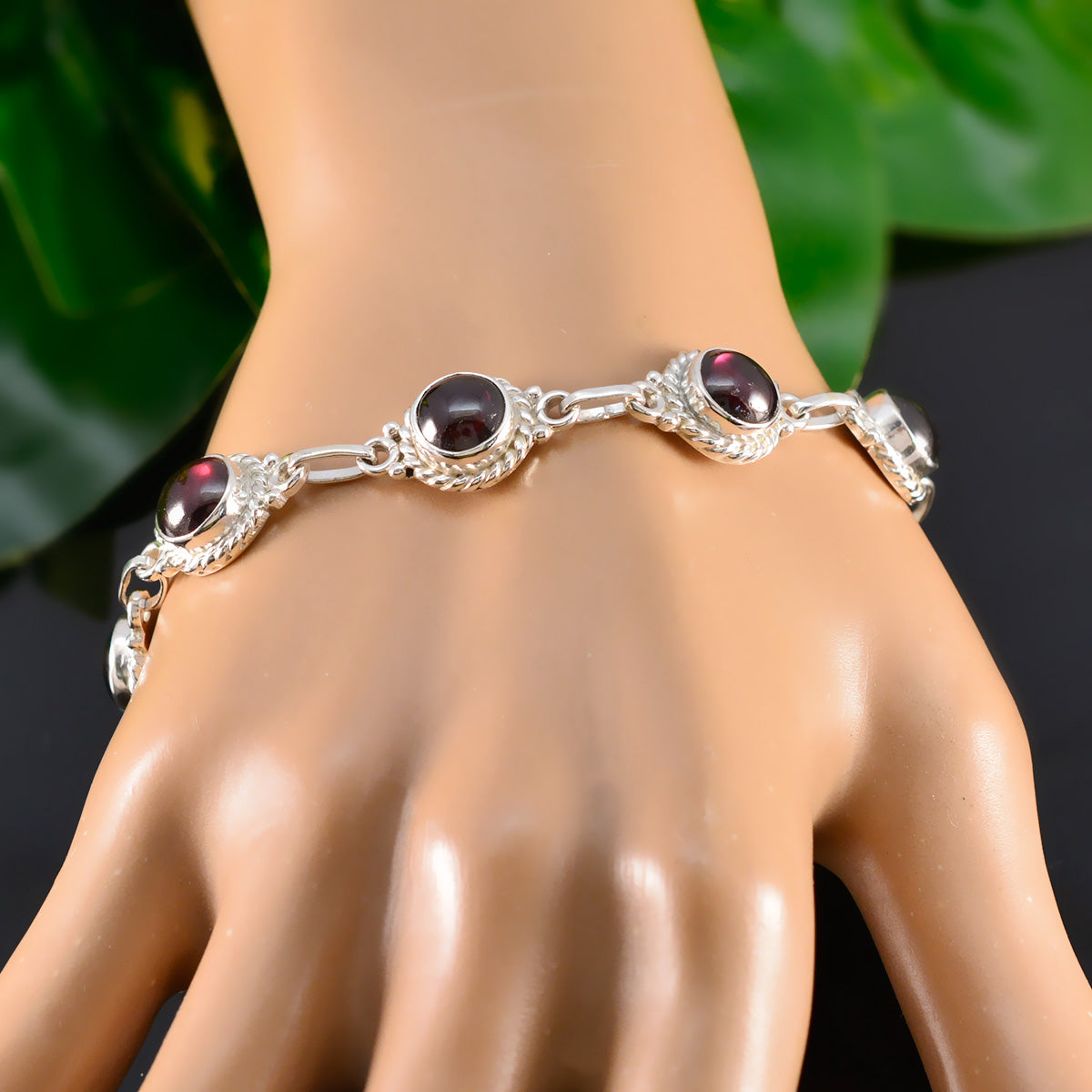 Garnet Women’s Day Tiny Red Sterling Silver Links Bracelet