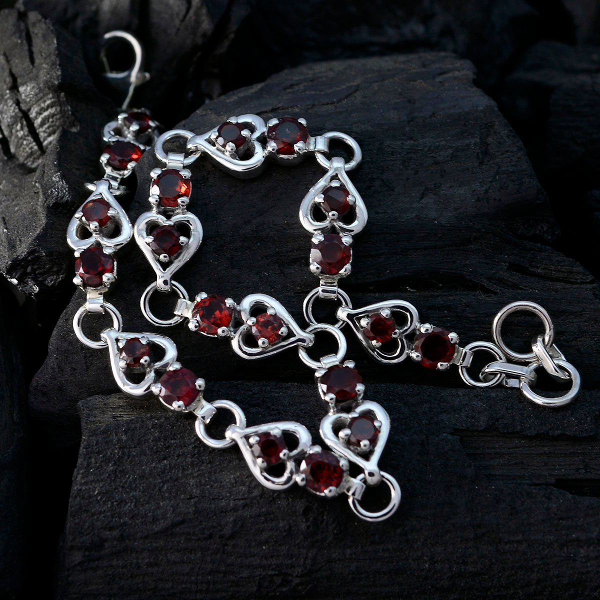 Garnet Marketing Creators Day Tiny Red Silver Links Bracelet