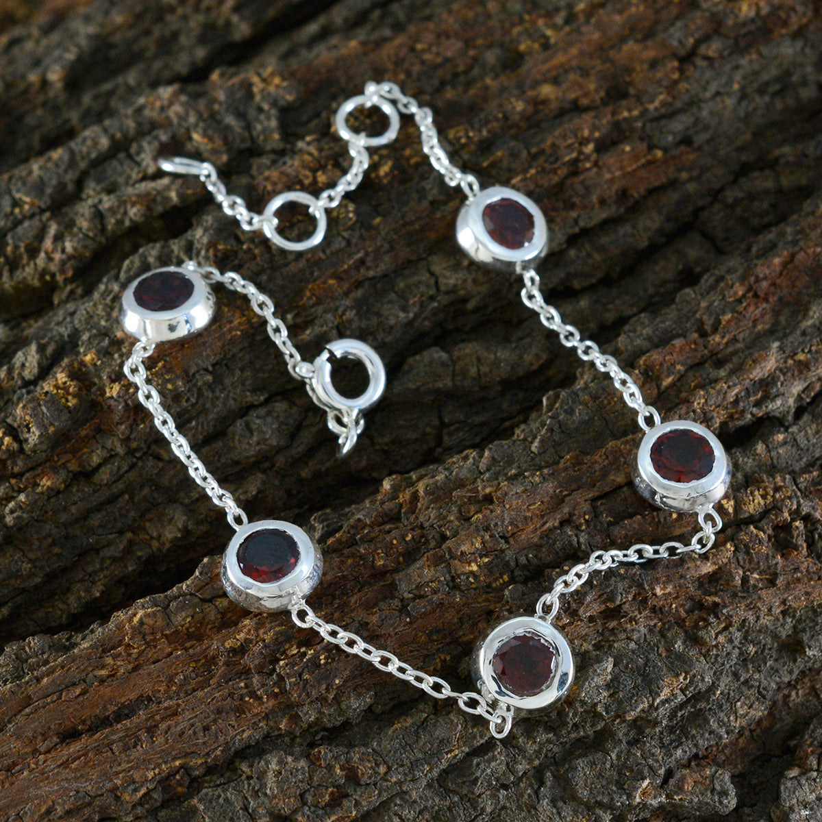 Garnet Melbourne Cup Minimalist Red 925 Silver Chain Bracelet