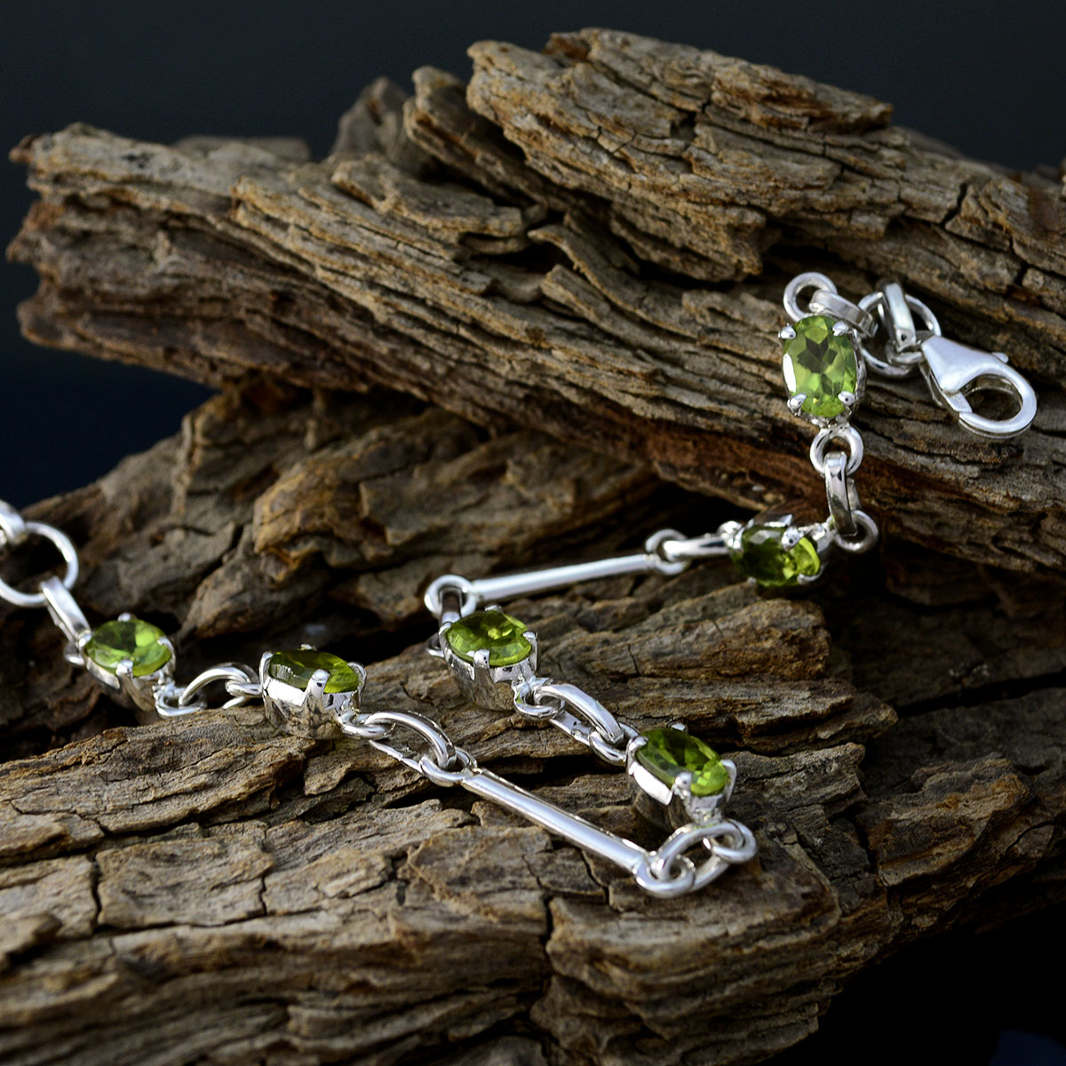 Peridot Seville Fair Delicate Green 925 Silver Links Bracelet
