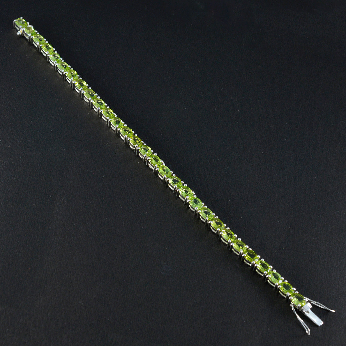 Peridot Shortbread Day Eye-catching Green Sterling Silver Tennis Bracelet