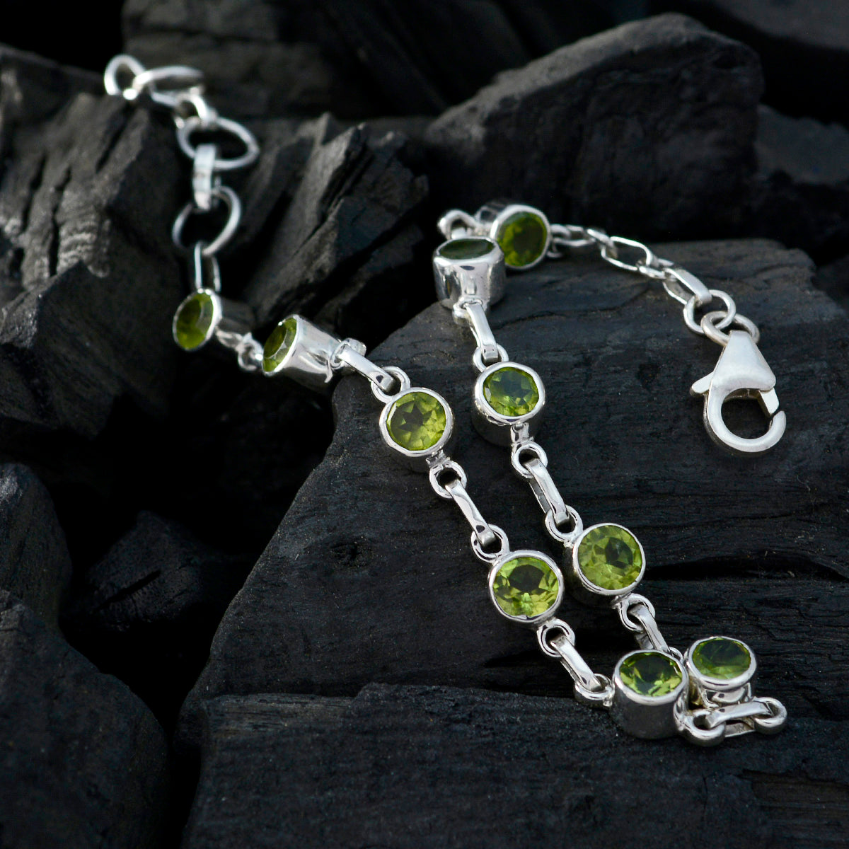 Peridot Shortest Day of the Year Elegant Green 925 Silver Links Bracelet