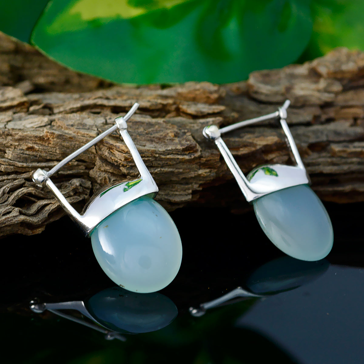 Aqua Chalcedony Middle Eastern Pauline Solitaire Stud Green Sterling Silver Earring Второстепенное изображение товара