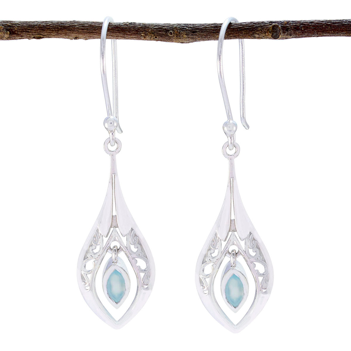 Aqua-Chalcedony-Korean-Victoria-Solitaire-Dangle-Green-Sterling-Silver-Earring Hoofdafbeelding