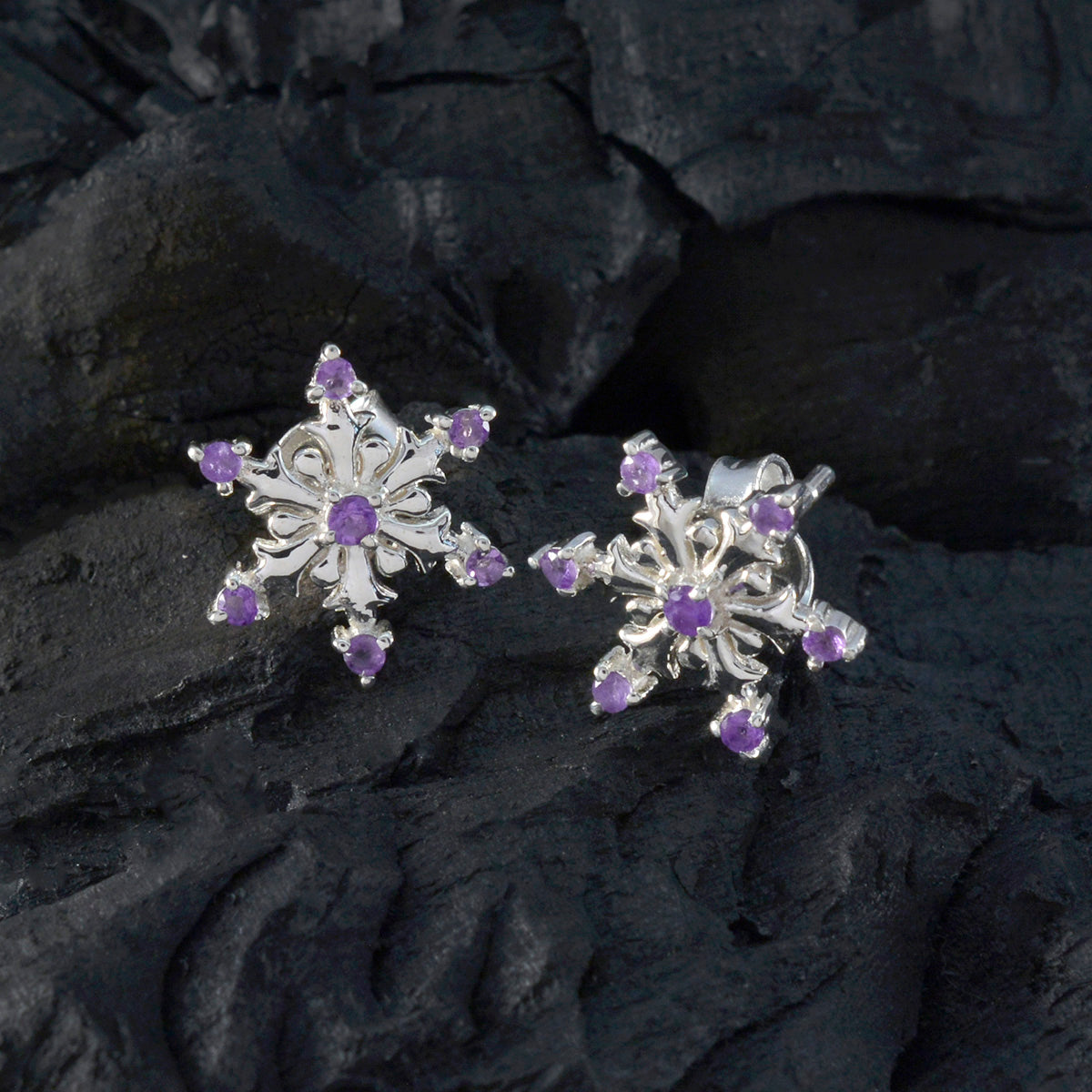 Boucles d'oreilles à tige multiples Isabelle marocaine en argent violet et améthyste Image secondaire du produit