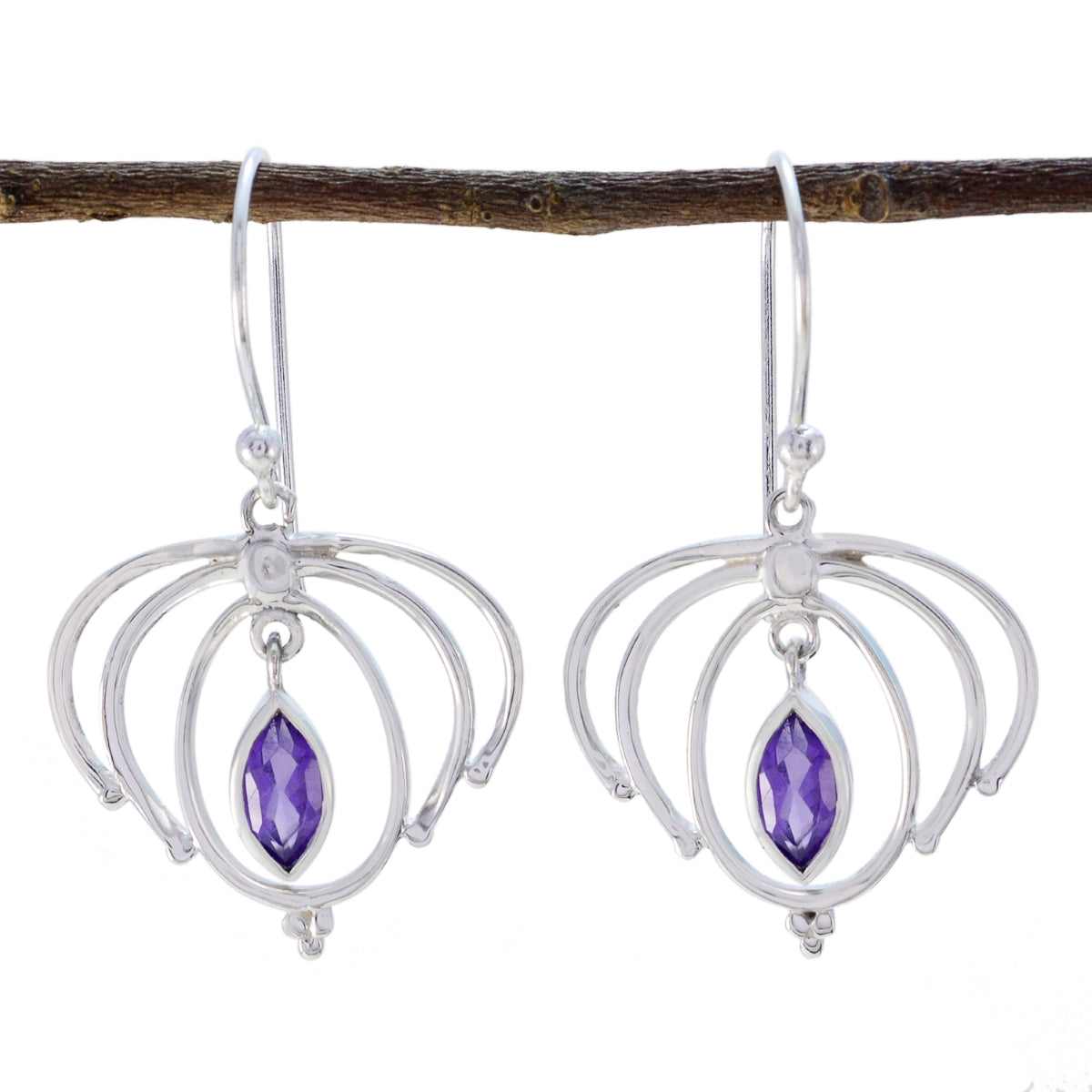 Amethyst-Egyptian-Hazel-Solitaire-Dangle-Purple-Silver-Earring Huvudsaklig produktbild