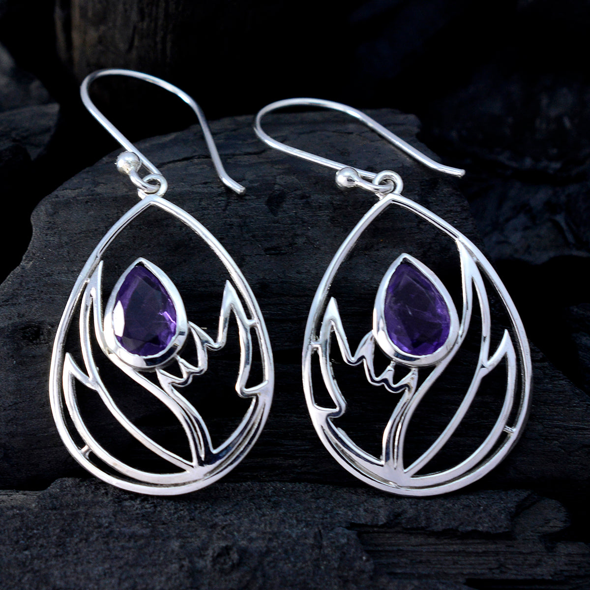 Amethyst-Turkish-Lucia-Solitaire-Dangle-Purple-92.5-Silver-Earring