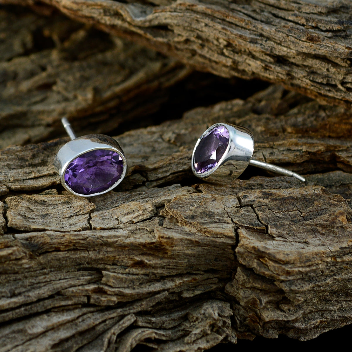 Amethyst-Latin-American-Haruka-Solitaire-Stud-Purple-92.5-Silver-Earring