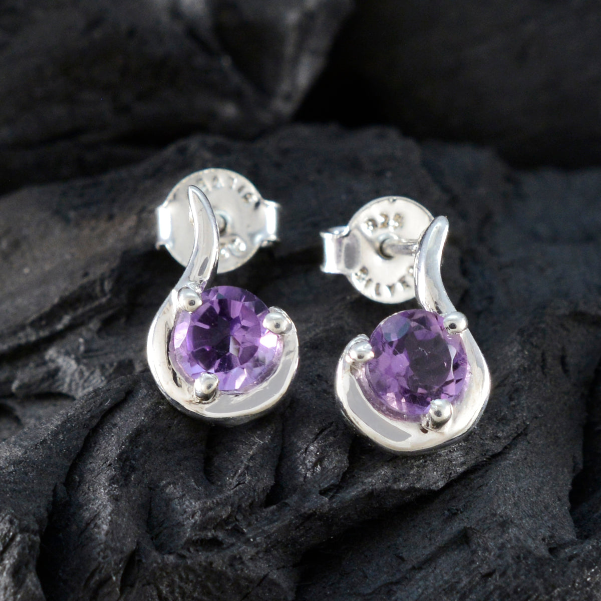 Amethyst-Japanese-Carla-Solitaire-Stud-Purple-Sterling-Silver-Earring