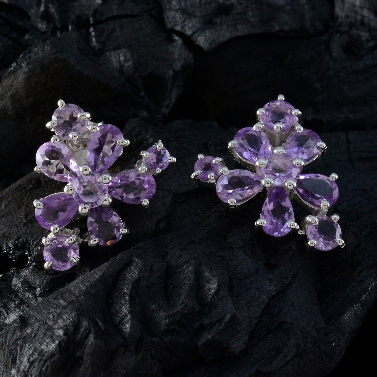 Boucles d'oreilles Freya en argent 925 violet avec améthyste Image secondaire du produit