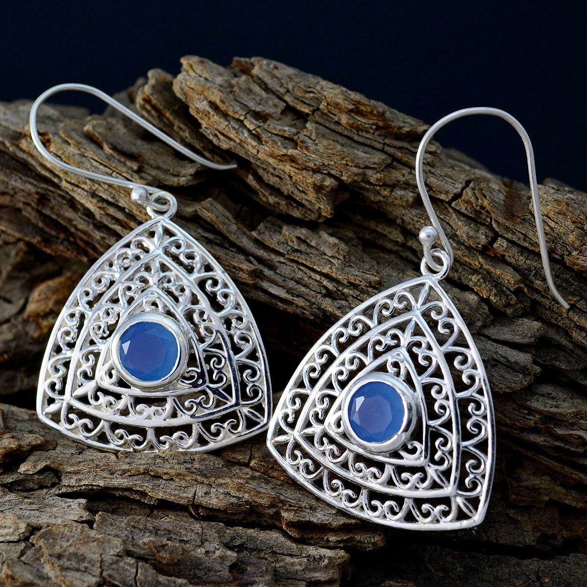 Blue-Chalcedony-Moroccan-Lucia-Solitaire-Dangle-Blue-Silver-Earring