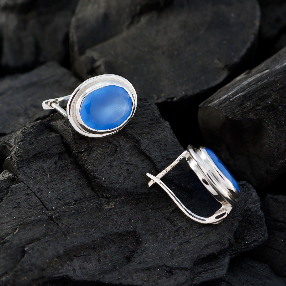 Chalcedony-African-Ying-Solitaire-Stud-Blue-925-Sterling-Silver-Earring