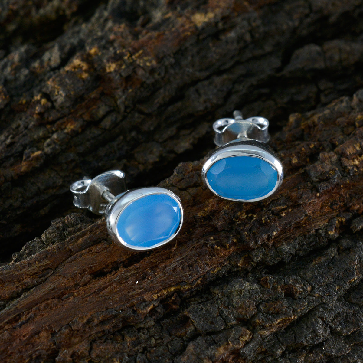 Blue-Chalcedony-American-Camilla-Solitaire-Stud-Blue-92.5-Silver-Earring